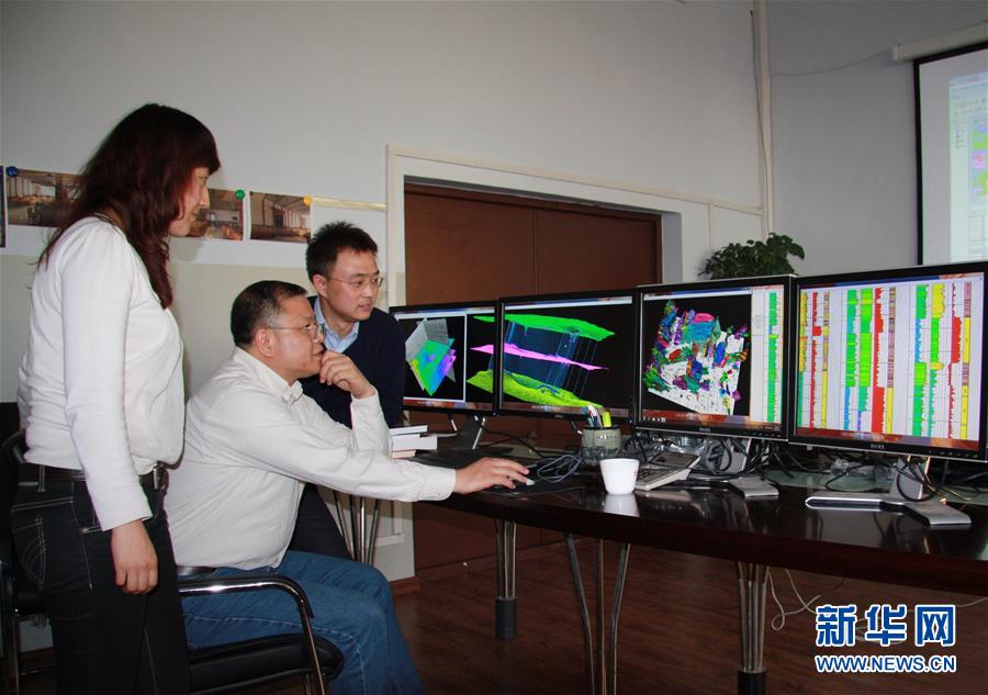 “心有大我，至诚报国”——知识分子的时代答卷